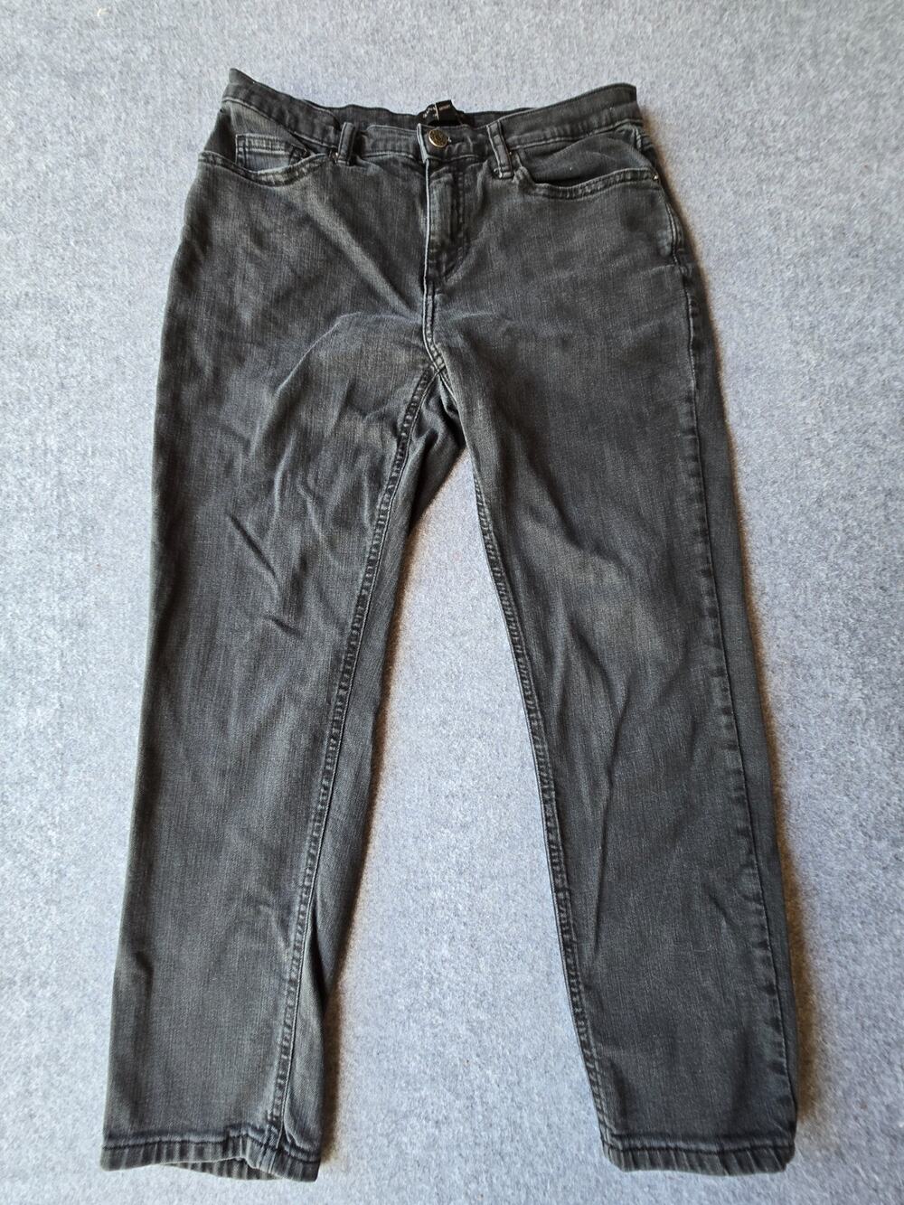 Banana Republic Women's Jeans Girlfriend Fit Charcoal Wash Size 28/6 Petite